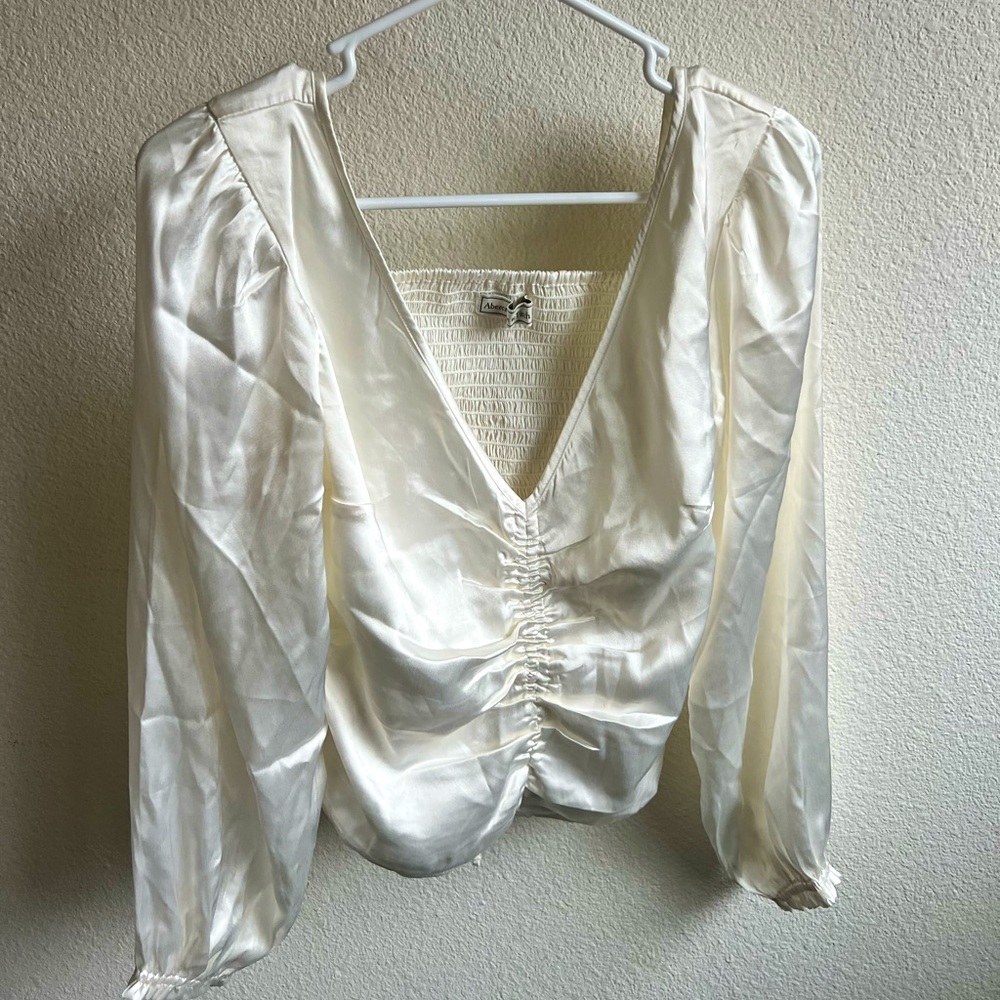 Cream Abercrombie blouse